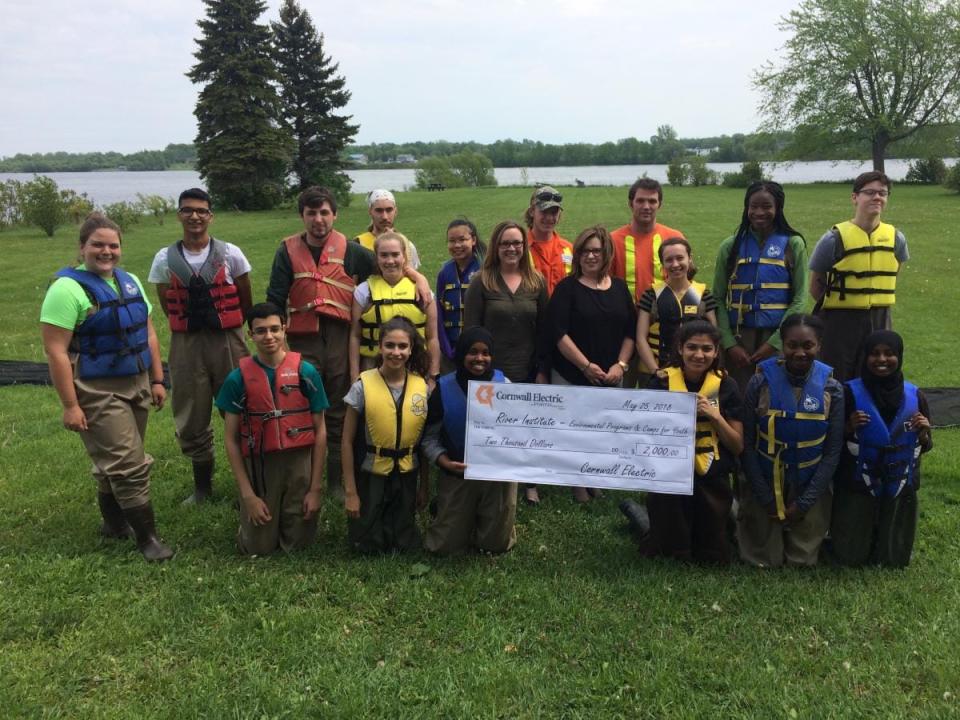 Photo of Cornwall Electric Team and the River Institute